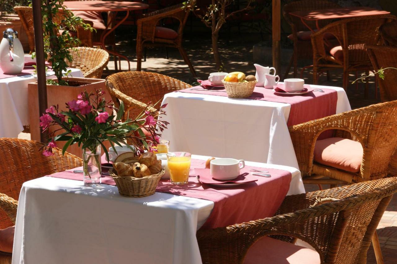 Auberge Des Glycines Porquerolles Exterior photo